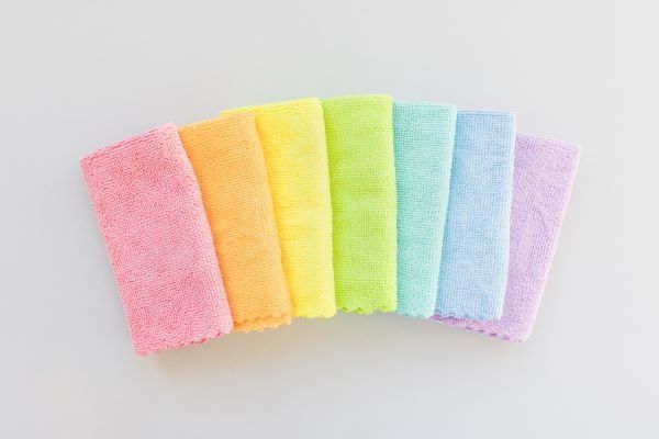 new-microfiber-cloth-cleaning-dusting-seven-rainbow-colors-top-view